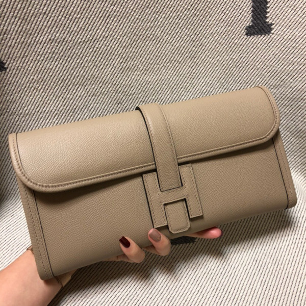 HERMES JIGE 29CM CLUTCH ALL HANDMADE [H1903155] CELINE CHANEL ACCESSORIES LOEWE SHOES LOUIS VUITTON DIRO YSL OTHER BRAND HANDBAGS BALENCIAGA BOTTEGA VENETA GOYARD HERMES BURBERRY VALENTINO GUCCI FENDI MIUMIU CHLOE PRADA BVLGARI SUITCASE NEW ARRIVAL 