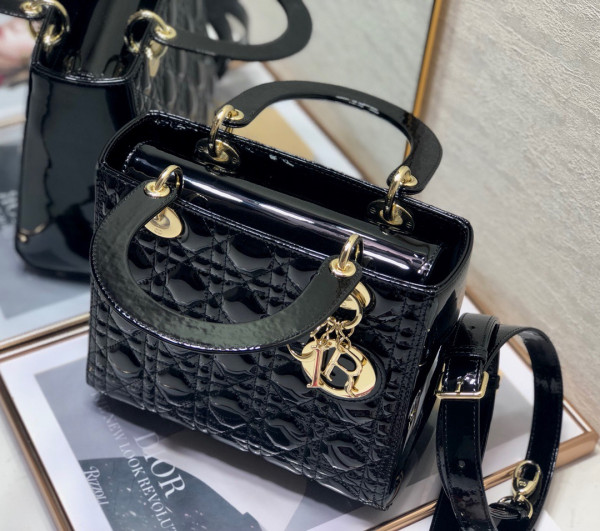LADY DIRO GOLD/SILVER-24CM [D1903143] CELINE CHANEL ACCESSORIES LOEWE SHOES LOUIS VUITTON DIRO YSL OTHER BRAND HANDBAGS BALENCIAGA BOTTEGA VENETA GOYARD HERMES BURBERRY VALENTINO GUCCI FENDI MIUMIU CHLOE PRADA BVLGARI SUITCASE NEW ARRIVAL 