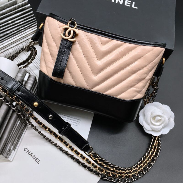 CL Gabrielle [CH1903132] CELINE CHANEL ACCESSORIES LOEWE SHOES LOUIS VUITTON DIRO YSL OTHER BRAND HANDBAGS BALENCIAGA BOTTEGA VENETA GOYARD HERMES BURBERRY VALENTINO GUCCI FENDI MIUMIU CHLOE PRADA BVLGARI SUITCASE NEW ARRIVAL 