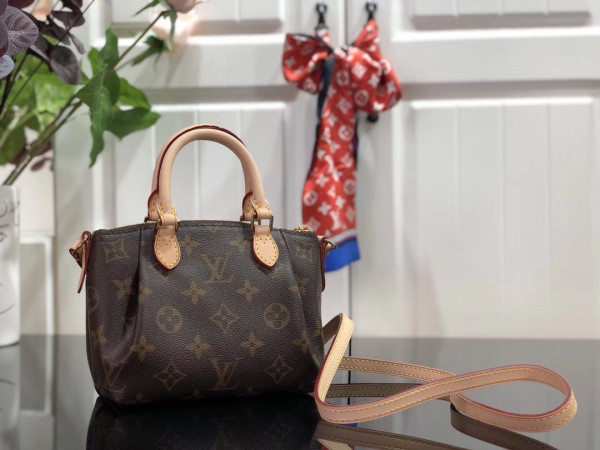 Louis Vuitton TURENNE PM [M48813] CELINE CHANEL ACCESSORIES LOEWE SHOES LOUIS VUITTON DIRO YSL OTHER BRAND HANDBAGS BALENCIAGA BOTTEGA VENETA GOYARD HERMES BURBERRY VALENTINO GUCCI FENDI MIUMIU CHLOE PRADA BVLGARI SUITCASE NEW ARRIVAL 