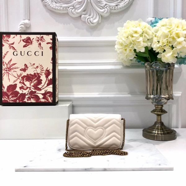 (image for) Gucci GG Marmont super mini bag