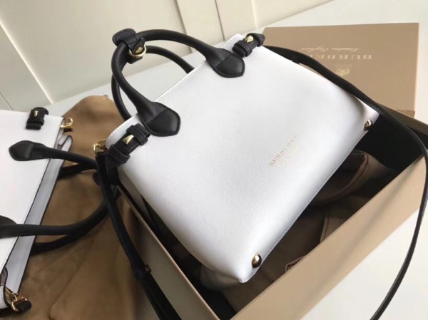 (image for) Burberry The Small Banner in Leather and House Check