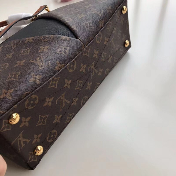 Louis Vuitton V TOTE MM [BAG-M43948] CELINE CHANEL ACCESSORIES LOEWE SHOES LOUIS VUITTON DIRO YSL OTHER BRAND HANDBAGS BALENCIAGA BOTTEGA VENETA GOYARD HERMES BURBERRY VALENTINO GUCCI FENDI MIUMIU CHLOE PRADA BVLGARI SUITCASE NEW ARRIVAL 