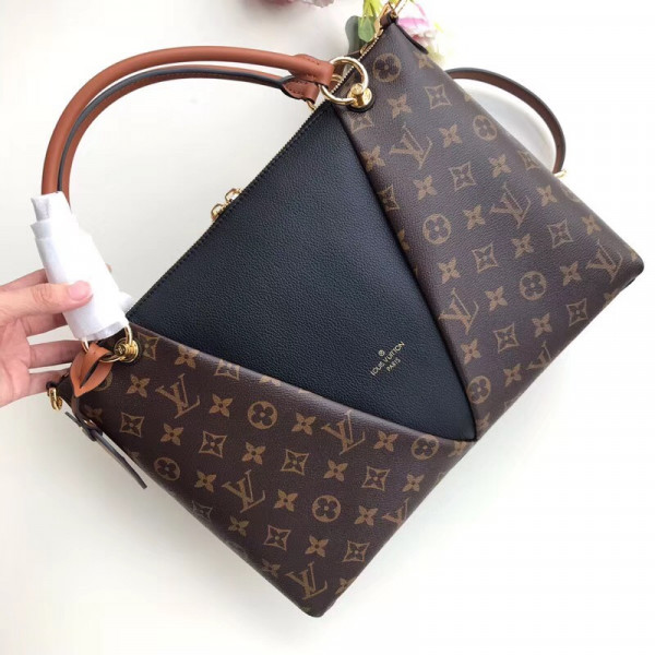 Louis Vuitton V TOTE MM [BAG-M43948] CELINE CHANEL ACCESSORIES LOEWE SHOES LOUIS VUITTON DIRO YSL OTHER BRAND HANDBAGS BALENCIAGA BOTTEGA VENETA GOYARD HERMES BURBERRY VALENTINO GUCCI FENDI MIUMIU CHLOE PRADA BVLGARI SUITCASE NEW ARRIVAL 