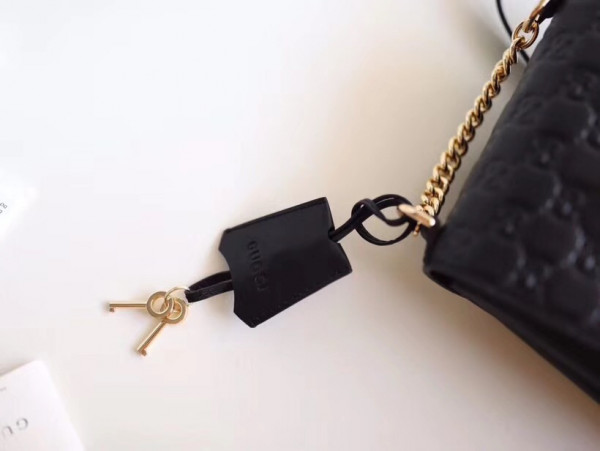 Gucci Padlock Signature backpack [BAG-498194-2] CELINE CHANEL ACCESSORIES LOEWE SHOES LOUIS VUITTON DIRO YSL OTHER BRAND HANDBAGS BALENCIAGA BOTTEGA VENETA GOYARD HERMES BURBERRY VALENTINO GUCCI FENDI MIUMIU CHLOE PRADA BVLGARI SUITCASE NEW ARRIVAL 