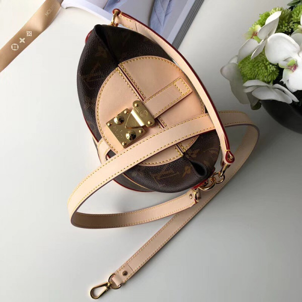 Louis Vuitton Duffle [BAG-M43587] CELINE CHANEL ACCESSORIES LOEWE SHOES LOUIS VUITTON DIRO YSL OTHER BRAND HANDBAGS BALENCIAGA BOTTEGA VENETA GOYARD HERMES BURBERRY VALENTINO GUCCI FENDI MIUMIU CHLOE PRADA BVLGARI SUITCASE NEW ARRIVAL 