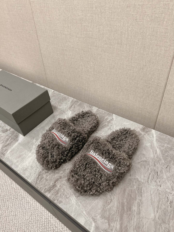 (image for) BALENCIAGA SLIDES