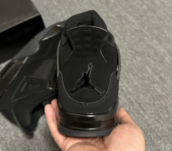 (image for) Air Jordan 4 Retro 'Black Cat'
