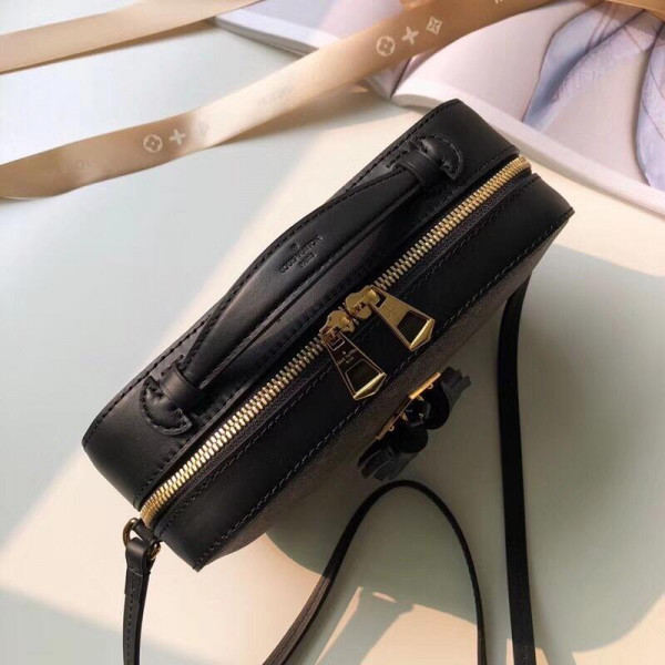 LOUIS VUITTON SAINTONGE [M43559] CELINE CHANEL ACCESSORIES LOEWE SHOES LOUIS VUITTON DIRO YSL OTHER BRAND HANDBAGS BALENCIAGA BOTTEGA VENETA GOYARD HERMES BURBERRY VALENTINO GUCCI FENDI MIUMIU CHLOE PRADA BVLGARI SUITCASE NEW ARRIVAL 