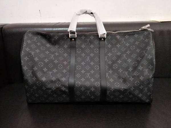 Louis Vuitton KEEPALL 55 [M40605] CELINE CHANEL ACCESSORIES LOEWE SHOES LOUIS VUITTON DIRO YSL OTHER BRAND HANDBAGS BALENCIAGA BOTTEGA VENETA GOYARD HERMES BURBERRY VALENTINO GUCCI FENDI MIUMIU CHLOE PRADA BVLGARI SUITCASE NEW ARRIVAL 