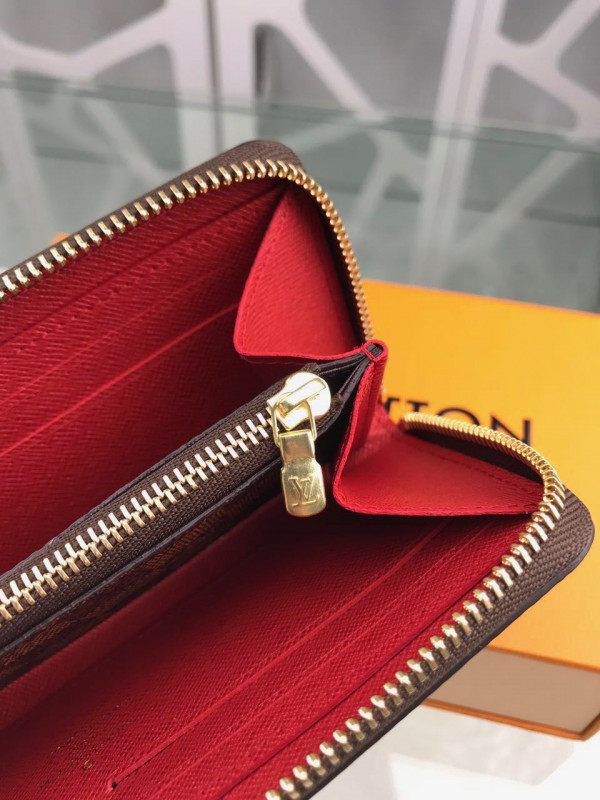 LOUIS VUITTON ZIPPY [BAG-4287] CELINE CHANEL ACCESSORIES LOEWE SHOES LOUIS VUITTON DIRO YSL OTHER BRAND HANDBAGS BALENCIAGA BOTTEGA VENETA GOYARD HERMES BURBERRY VALENTINO GUCCI FENDI MIUMIU CHLOE PRADA BVLGARI SUITCASE NEW ARRIVAL 