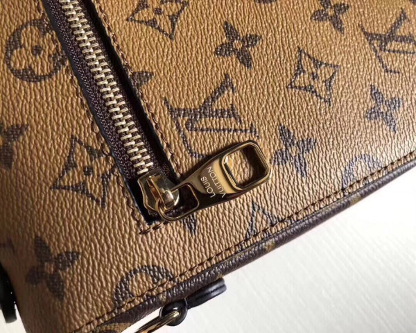 Louis Vuitton POCHETTE METIS [M41465] CELINE CHANEL ACCESSORIES LOEWE SHOES LOUIS VUITTON DIRO YSL OTHER BRAND HANDBAGS BALENCIAGA BOTTEGA VENETA GOYARD HERMES BURBERRY VALENTINO GUCCI FENDI MIUMIU CHLOE PRADA BVLGARI SUITCASE NEW ARRIVAL 