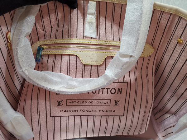 LOUIS VUITTON NEVERFULL MM [BAG-4119] CELINE CHANEL ACCESSORIES LOEWE SHOES LOUIS VUITTON DIRO YSL OTHER BRAND HANDBAGS BALENCIAGA BOTTEGA VENETA GOYARD HERMES BURBERRY VALENTINO GUCCI FENDI MIUMIU CHLOE PRADA BVLGARI SUITCASE NEW ARRIVAL 