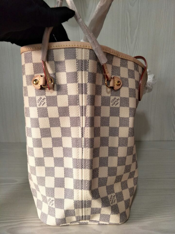 Louis Vuitton Neverfull MM [N41361] CELINE CHANEL ACCESSORIES LOEWE SHOES LOUIS VUITTON DIRO YSL OTHER BRAND HANDBAGS BALENCIAGA BOTTEGA VENETA GOYARD HERMES BURBERRY VALENTINO GUCCI FENDI MIUMIU CHLOE PRADA BVLGARI SUITCASE NEW ARRIVAL 