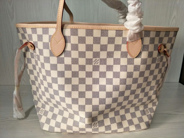 Louis Vuitton Neverfull MM [N41361] CELINE CHANEL ACCESSORIES LOEWE SHOES LOUIS VUITTON DIRO YSL OTHER BRAND HANDBAGS BALENCIAGA BOTTEGA VENETA GOYARD HERMES BURBERRY VALENTINO GUCCI FENDI MIUMIU CHLOE PRADA BVLGARI SUITCASE NEW ARRIVAL 