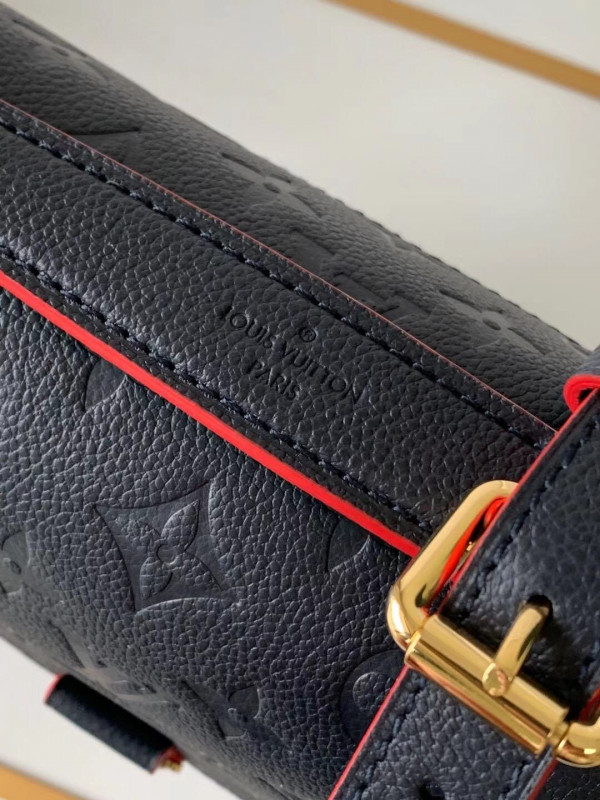Louis Vuitton Pochette Metis (image for) Louis Vuitton Pochette Metis