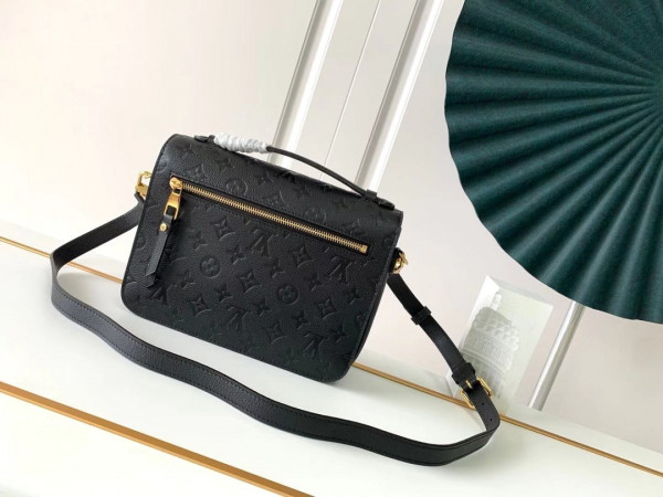 Louis Vuitton Pochette Metis (image for) Louis Vuitton Pochette Metis