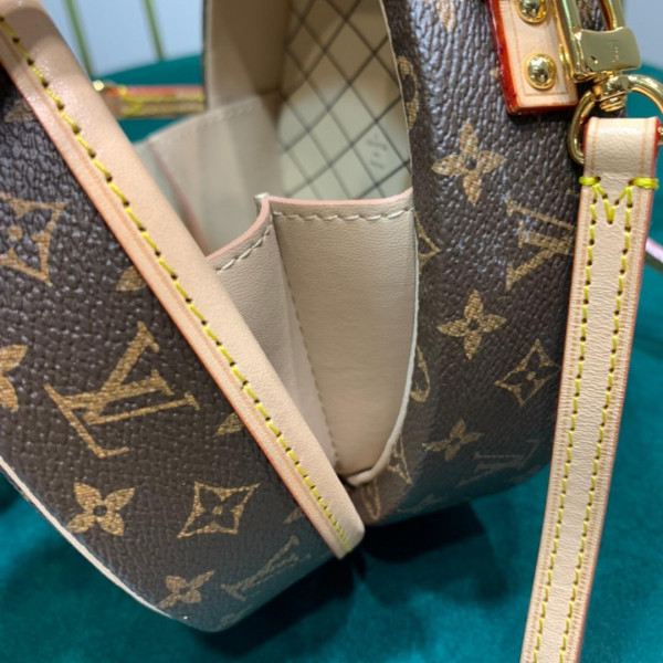 (image for) Louis Vuitton PETITE BOITE CHAPEAU